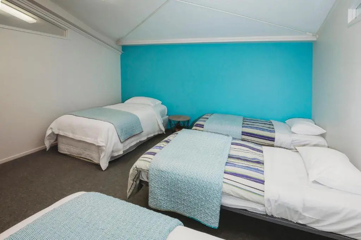 Room 3 of 15