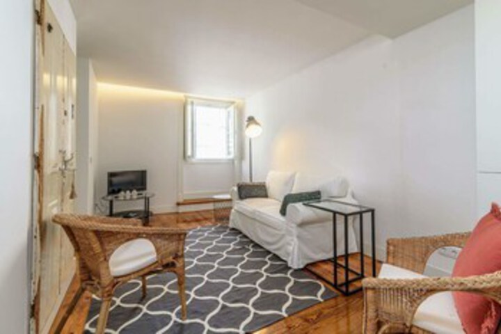 Room 14 of 24