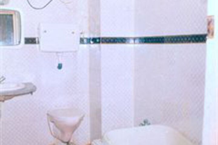 Room 2 of 14