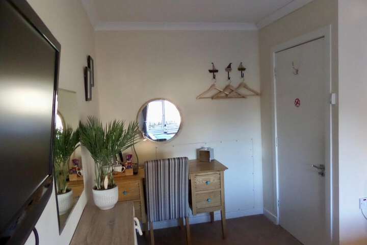 Room 19 of 47