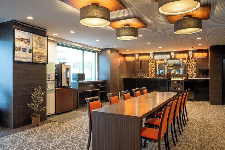 Hotel Lobby