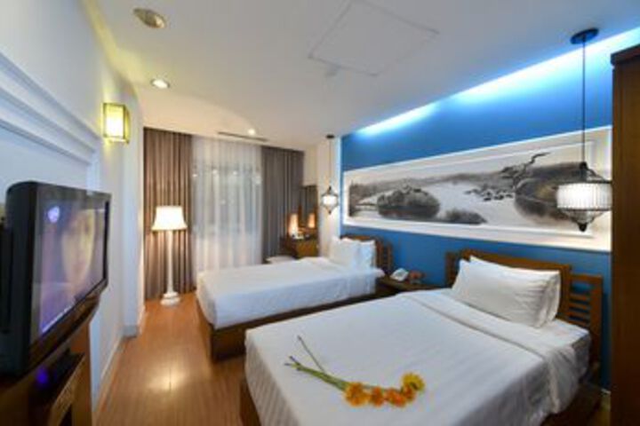 Room 38 of 84