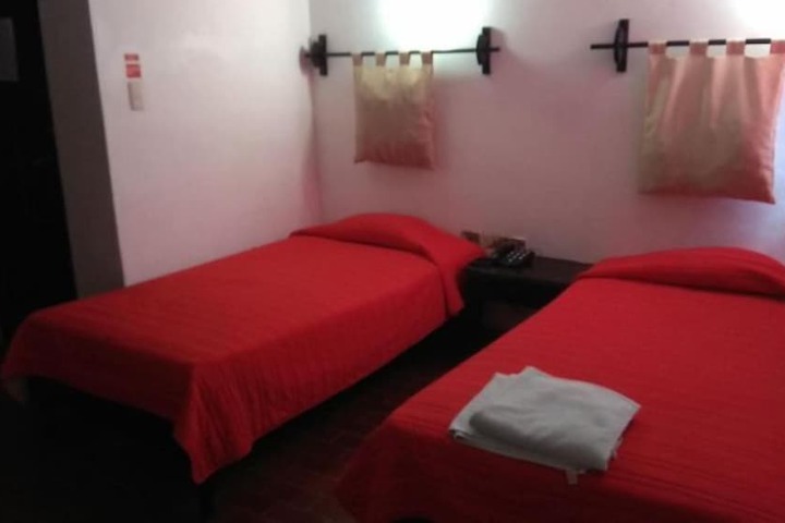Room 15 of 27