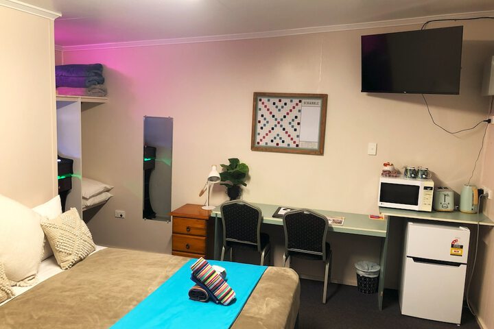 Room 11 of 91