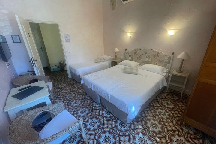 Room 20 of 47