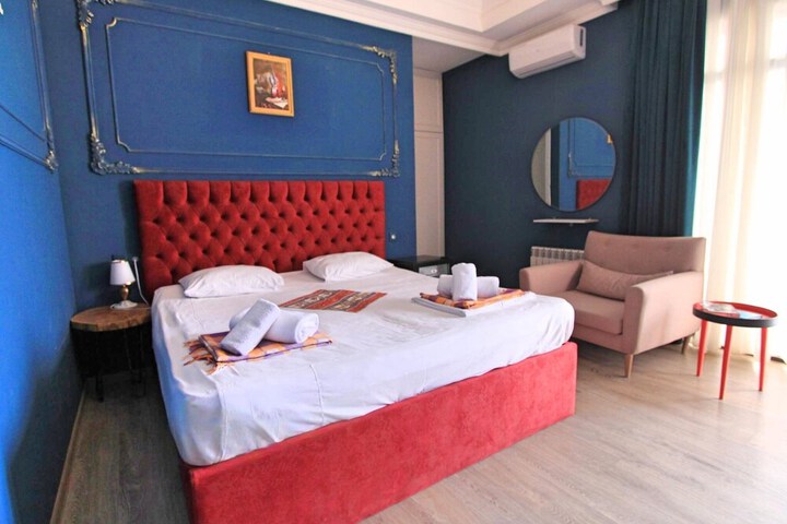 Room 31 of 66