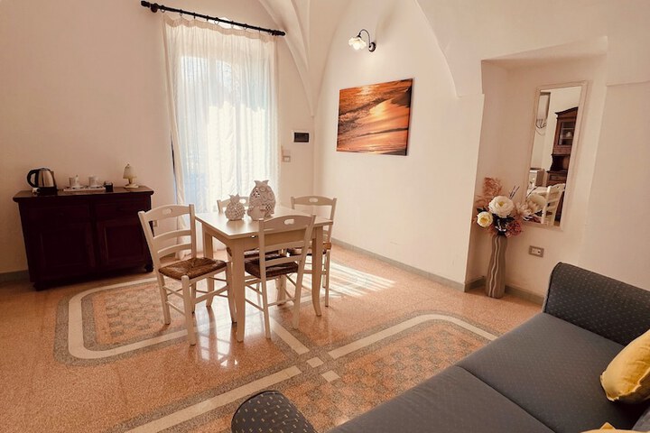 Room 20 of 190