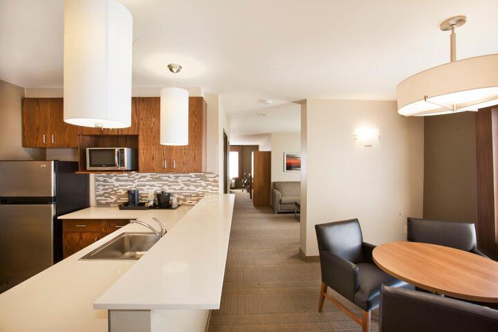 1 King Bed Suite Additional Living Area (3 of 9)