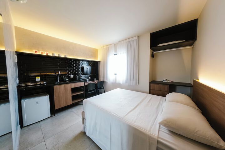 Room 47 of 143