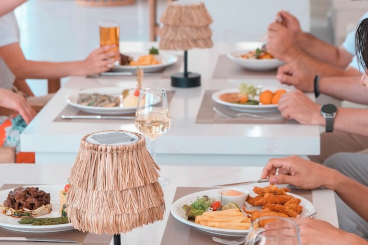 Dining 33 of 61