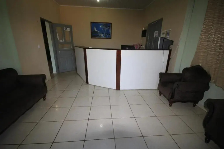 Room 8 of 8