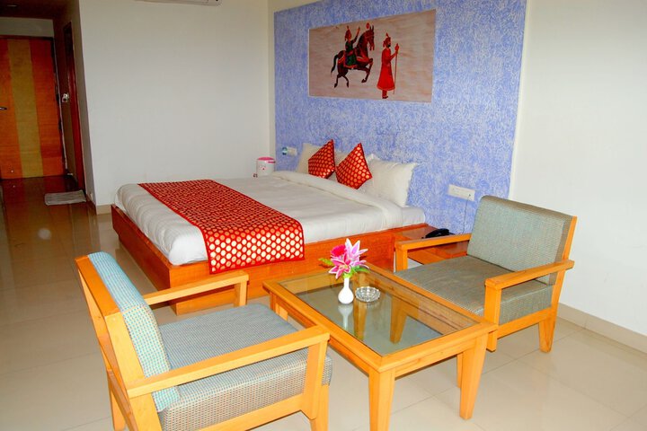 Room 4 of 49