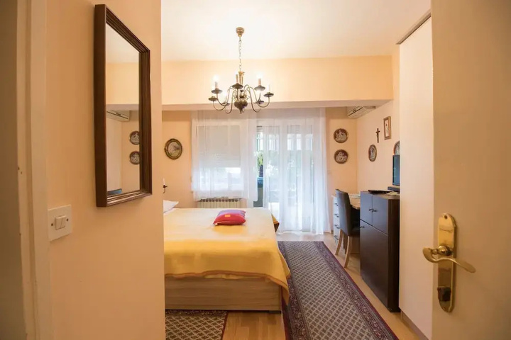 Room 3 of 13