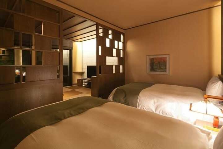 Room 15 of 75
