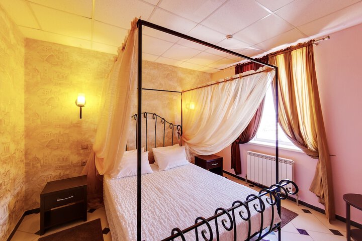 Room 5 of 51