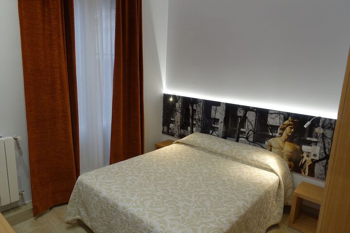 Room 8 of 67