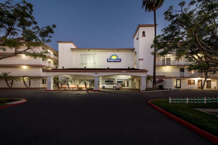 Hotel 44 of 52
