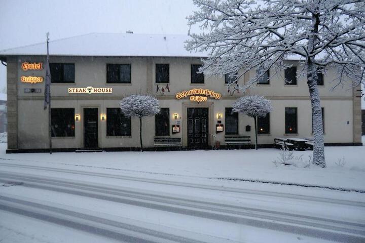 General 32 of 43