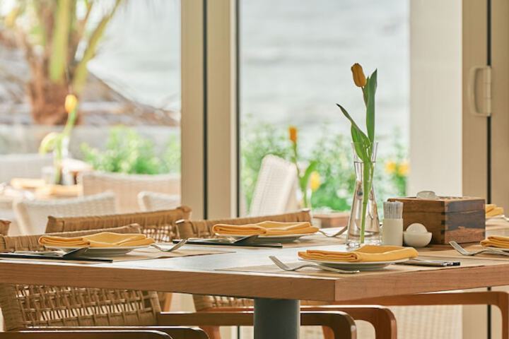 Dining 136 of 167