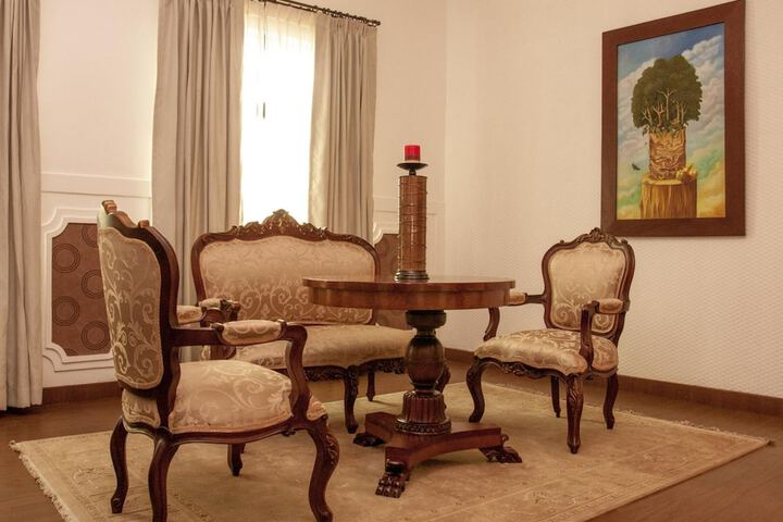 Room 35 of 44