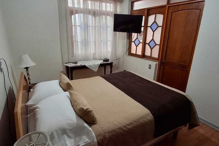 Room 13 of 23