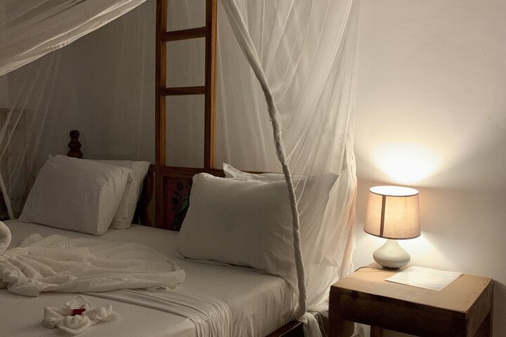 Room 5 of 30