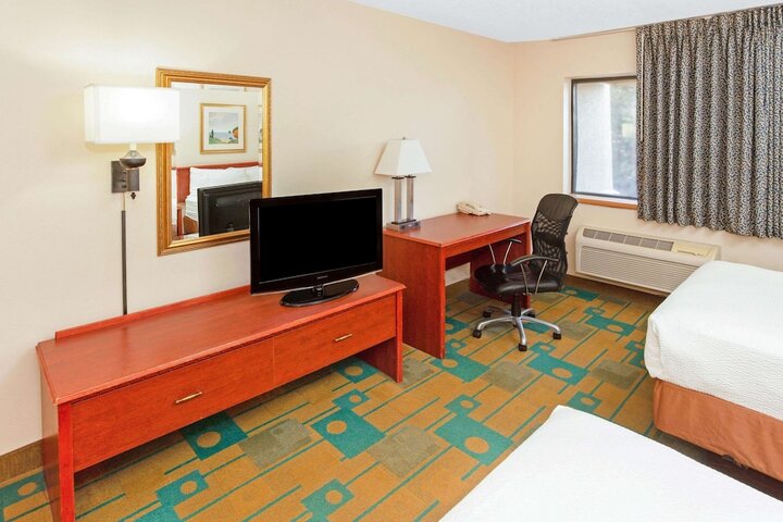 2 Double Beds Deluxe Room (2 of 11)