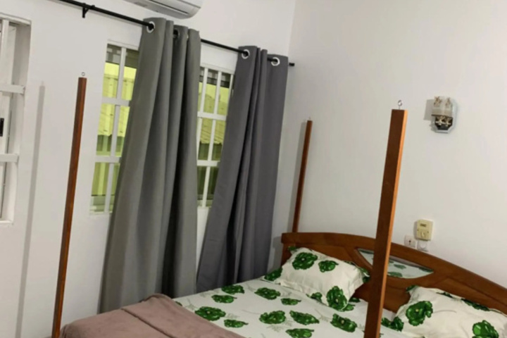 Room 7 of 14
