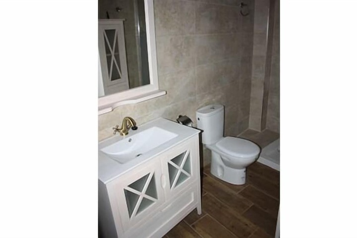 Room 14 of 49