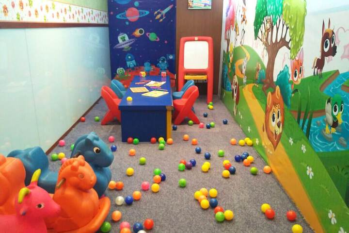 Childrens Activities 66 of 127