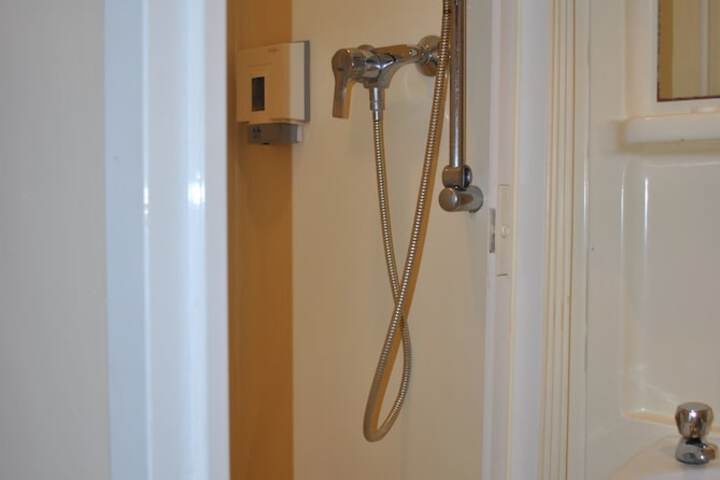 Room 38 of 40