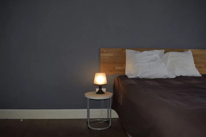 Room 6 of 11
