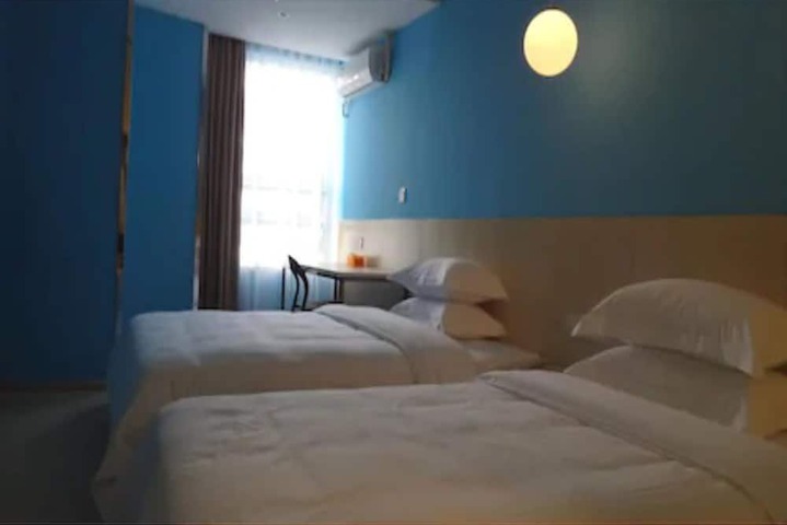 Room 20 of 43