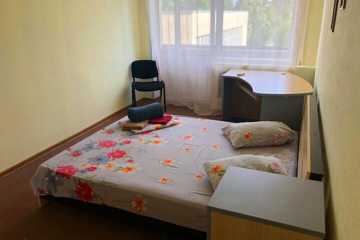 Room 27 of 47