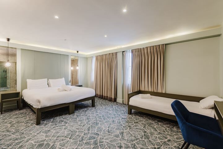 Room 137 of 263
