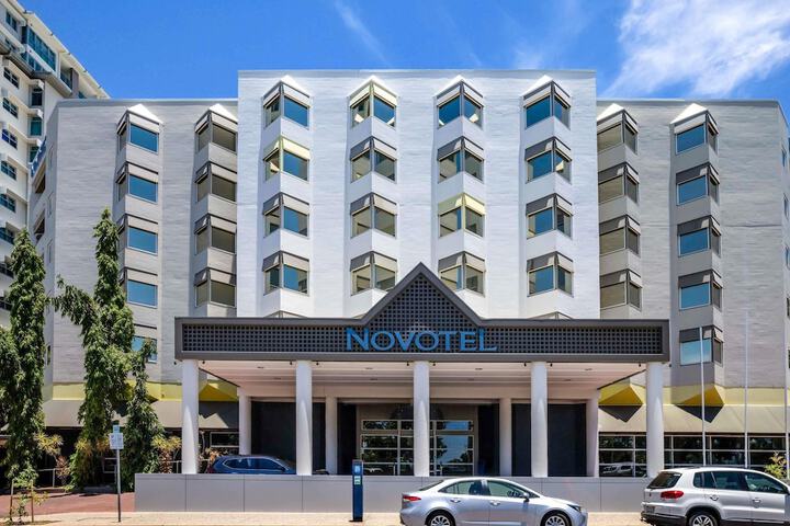 Hotel 68 of 75