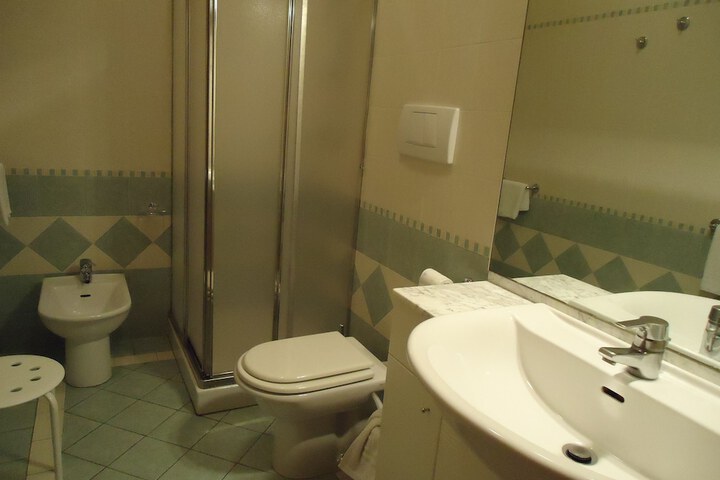 Clean Restrooms