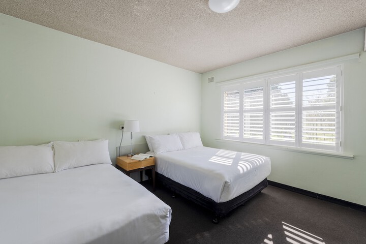 Room 6 of 45