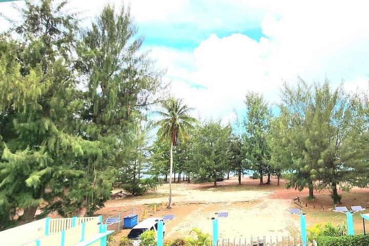 Beach 71 of 77