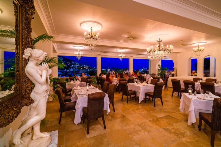 Dining 50 of 75