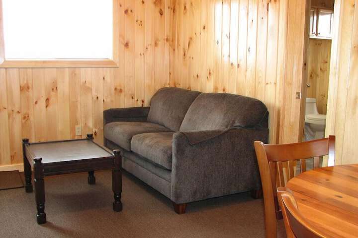 Room 176 of 338