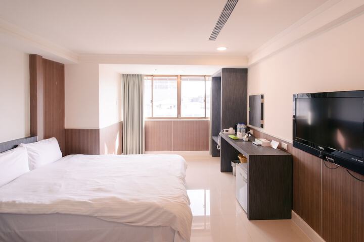 Room 28 of 71