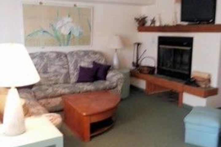 Room 42 of 49
