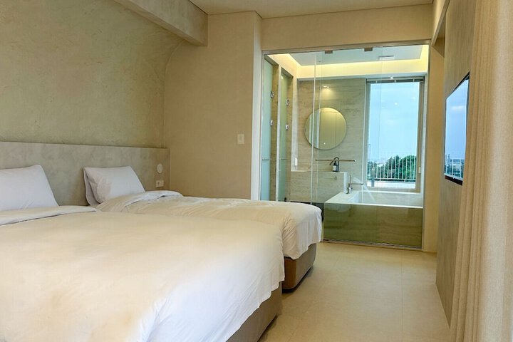 Room 16 of 78