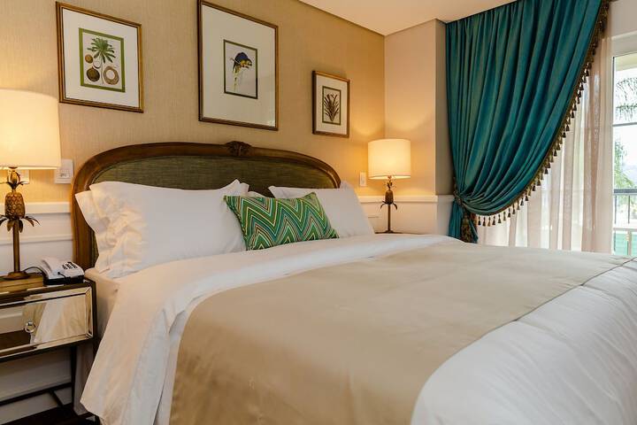 Room 17 of 137
