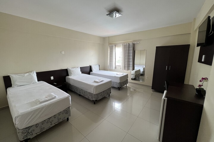 Room 19 of 36