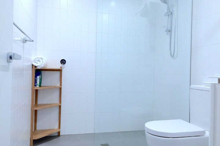 Room 48 of 66