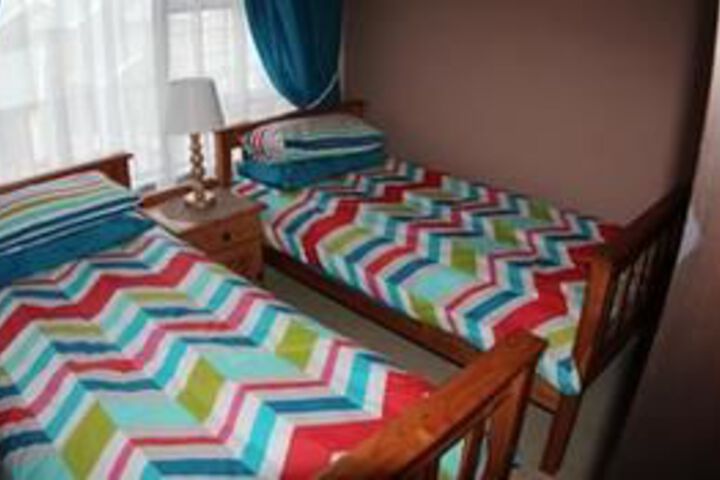 Room 4 of 6