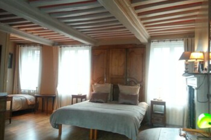Room 30 of 44