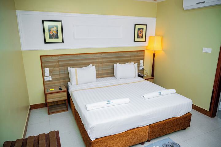 Room 36 of 121
